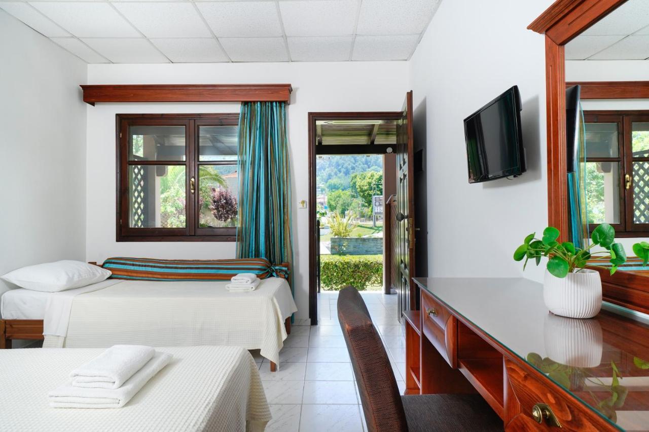Semeli Hotel Skala Potamia  Extérieur photo